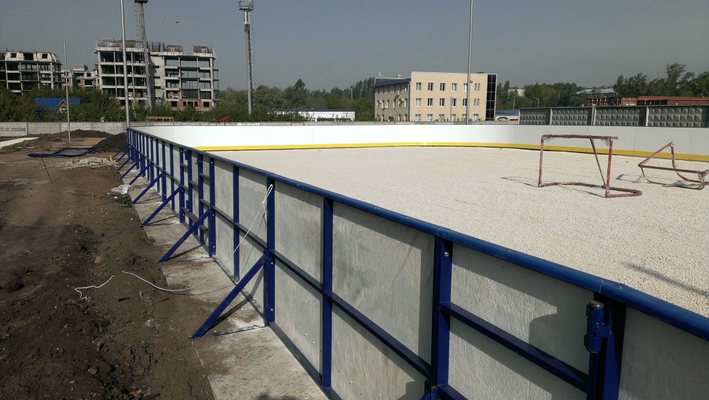 хоккейный корт в Тольятти