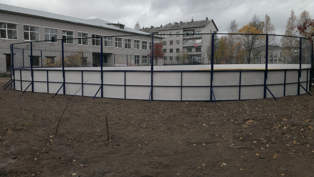 Хоккейная коробка в п. Двинской Архангельск
